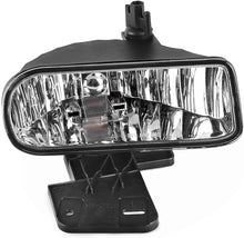 Cargar imagen en el visor de la galería, 1999-2002 GMC Sierra/2000-2006 GMC Yukon Par Fog Lights Fondo Cromado (Chofer & Pasajero) - PAL Auto Parts