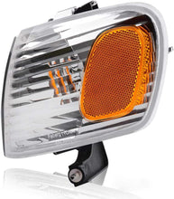 Cargar imagen en el visor de la galería, 2001-2002 Toyota Corolla Par Focos Fondo Cromado (Chofer & Pasajero) - PAL Auto Parts