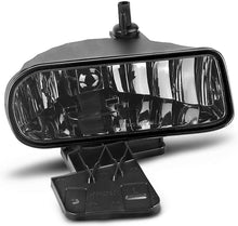 Cargar imagen en el visor de la galería, 1999-2002 GMC Sierra/2000-2006 GMC Yukon Par Fog Lights Fondo Smoke (Chofer & Pasajero) - PAL Auto Parts
