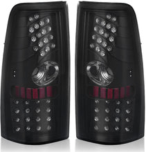 Cargar imagen en el visor de la galería, 1999-2006 Chevy Silverado Par Focos Traseros LED Fondo Negro Smoke (Chofer & Pasajero) - PAL Auto Parts