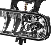 Cargar imagen en el visor de la galería, 1999-2002 GMC Sierra/2000-2006 GMC Yukon Par Fog Lights Fondo Cromado (Chofer & Pasajero) - PAL Auto Parts