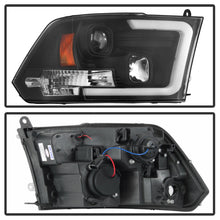 Cargar imagen en el visor de la galería, 2009-2018 DODGE RAM 1500 2500 3500 PAR FOCOS FONDO NEGRO LED TUBE PROJECTOR (CHOFER & PASAJERO) - PAL Auto Parts