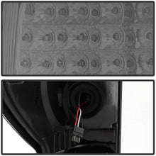 Cargar imagen en el visor de la galería, 2007-2013 Toyota Tundra Focos LED Traseros Fondo Smoked (Chofer &amp; Pasajero) - PAL Auto Parts
