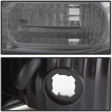 Cargar imagen en el visor de la galería, 2007-2013 Toyota Tundra Focos LED Traseros Fondo Smoked (Chofer &amp; Pasajero) - PAL Auto Parts
