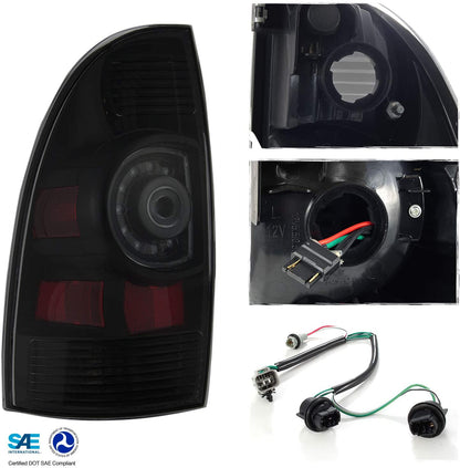 2005-2011 Toyota Tacoma Par Focos Traseros Fondo Negro/Smoke ( Chofer & Pasajero) - PAL Auto Parts