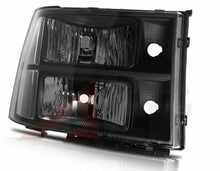 Cargar imagen en el visor de la galería, 2007-2014 GMC Sierra Par Focos Fondo Negro (Chofer &amp; Pasajero) - PAL Auto Parts
