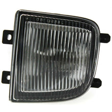 Cargar imagen en el visor de la galería, 1999-2004 Nissan PathFinder Par FogLights Fondo Cromado (Chofer &amp; Pasajero) - PAL Auto Parts
