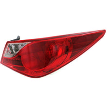 Cargar imagen en el visor de la galería, 2011-2014 HYUNDAI SONATA PAR FOCOS TRASEROS FONDO Cromado (CHOFER &amp; PASAJERO) - PAL Auto Parts
